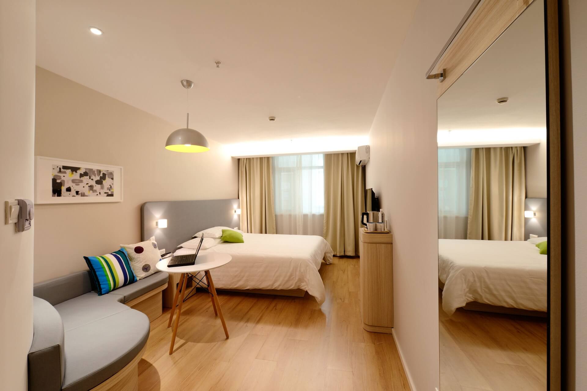 hotelbewertungen header